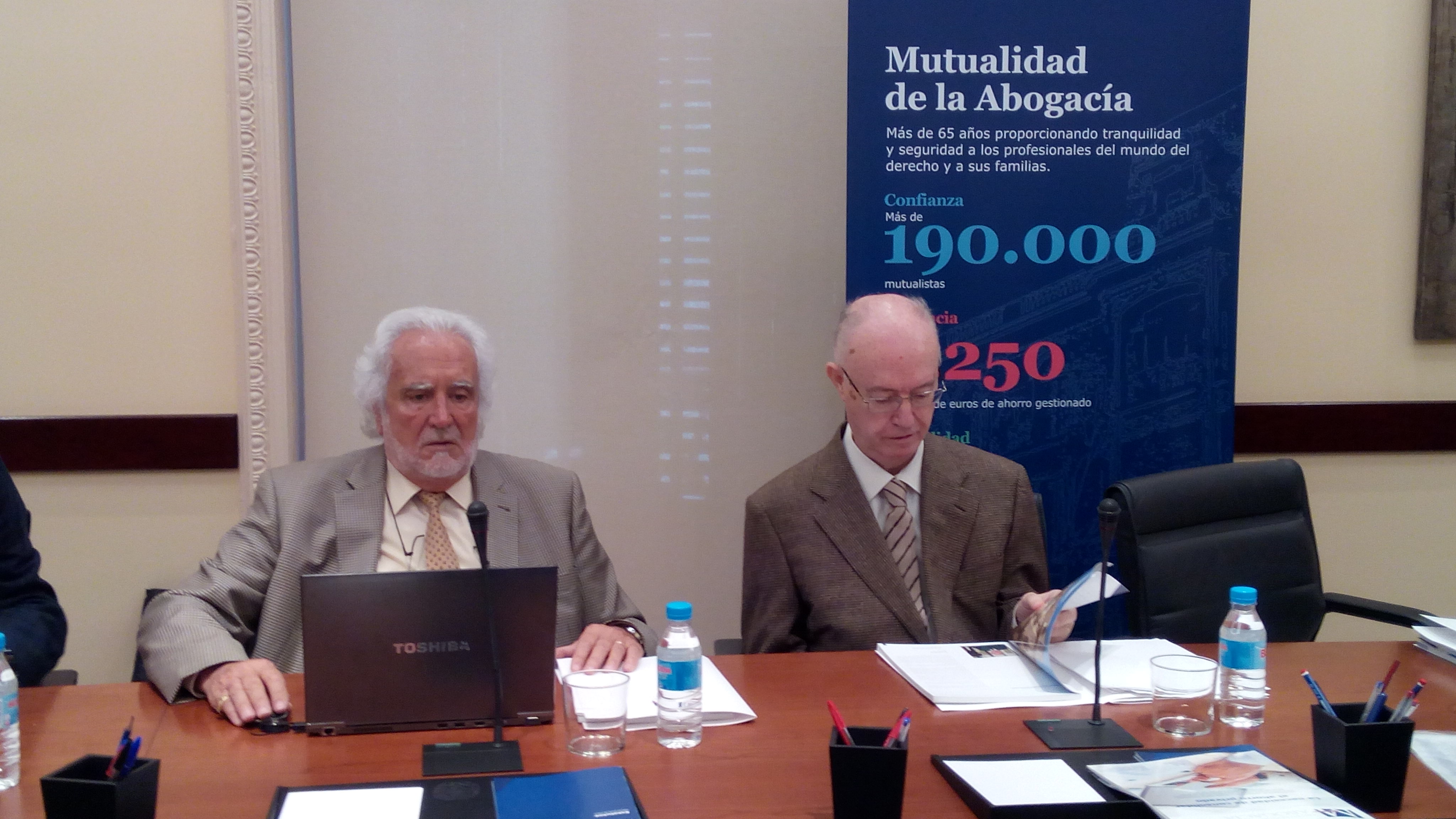 José María Antrás , Luis de Angulo,